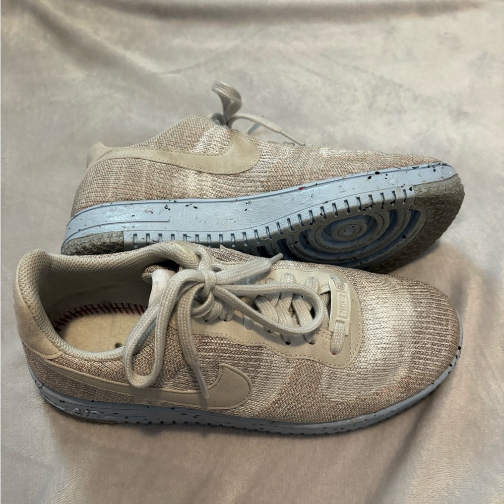 Nike Air Force 1 - Picture 3 of 5